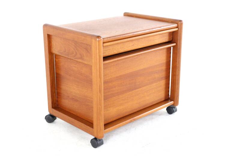 Table d'appoint Aksel Kjersgaard chariot n° 709 - design danois