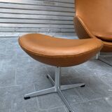Restored Arne Jacobsen Egg armchair and ottoman for Fritz Hansen, 1960s