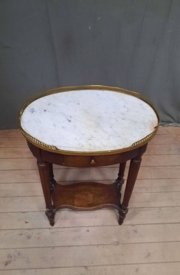 Table de salon style Louis XVI