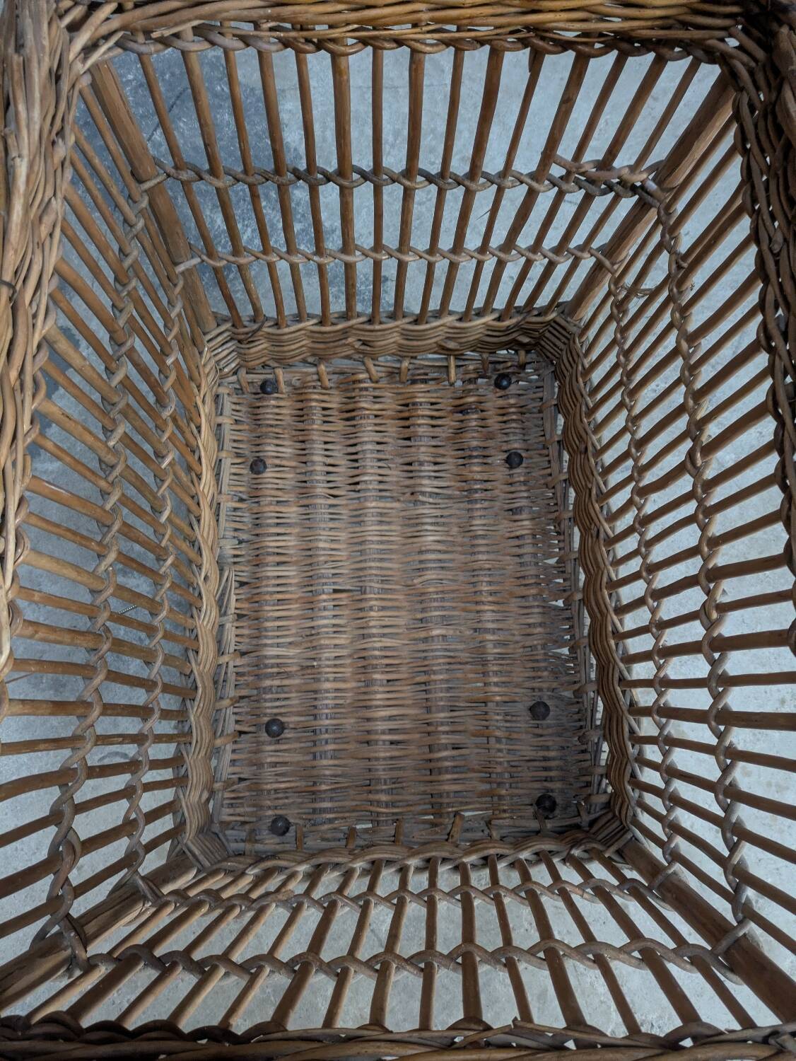 Large laundry basket