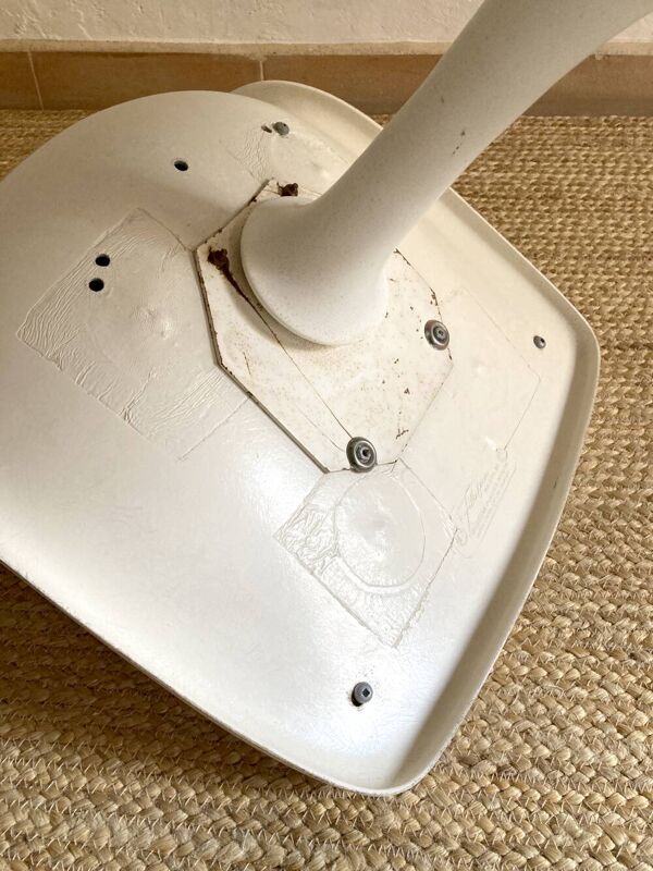 Chaise pied tulipe, années 1960