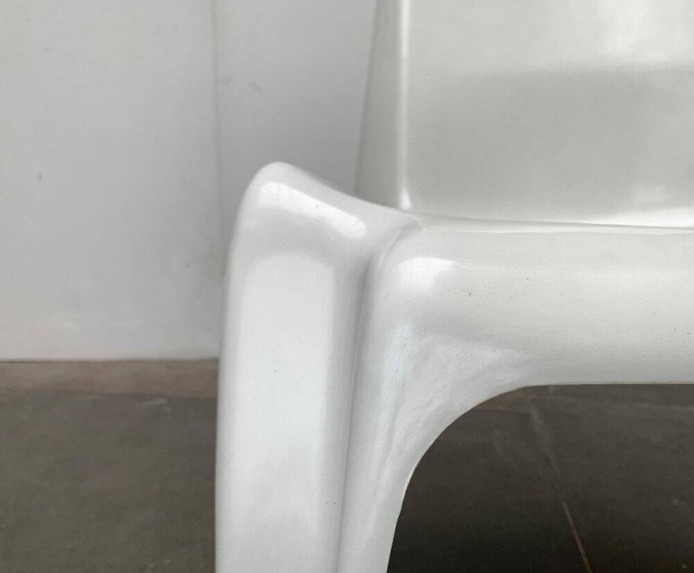Stackable German chair in mid-century space age style by Helmut Bätzner for Bofinger, 1960s.