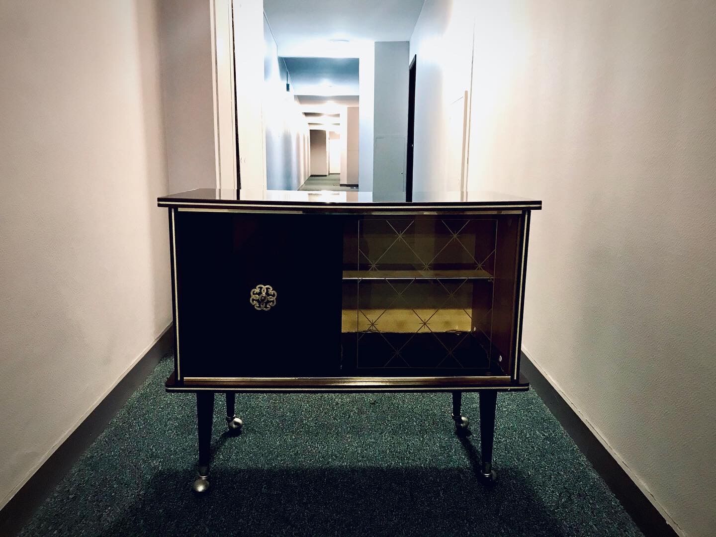 Meuble bar vintage style art deco