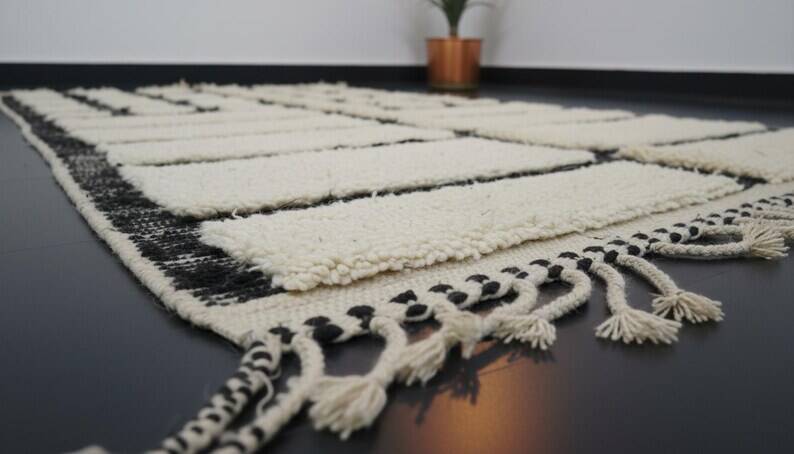 Handmade Beni Ourain rug, 150/250cm
