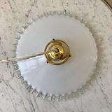 Suspension en opaline dentelée années 20-30
