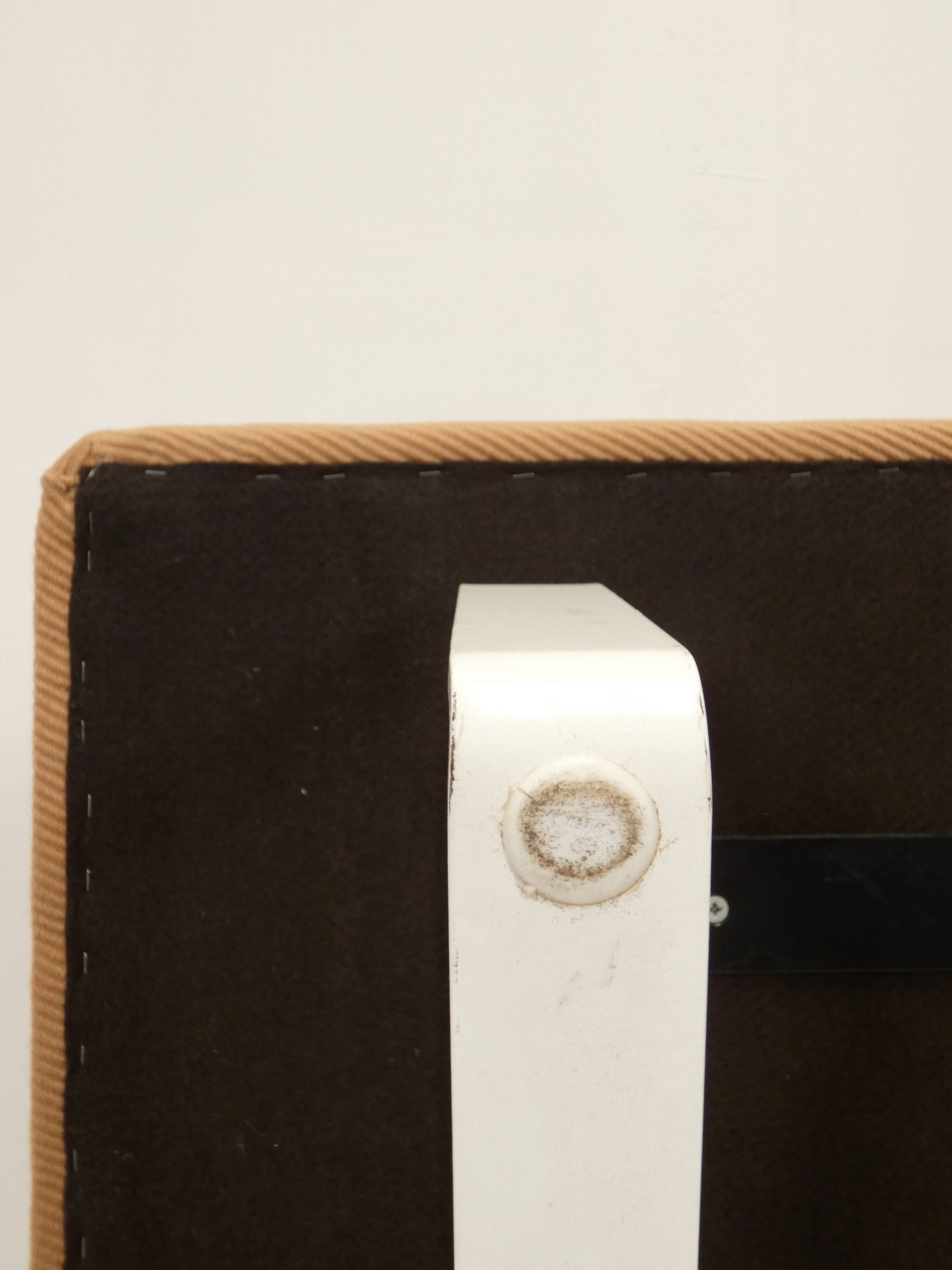 Artifort C683 sofa - 2-seater - powder color