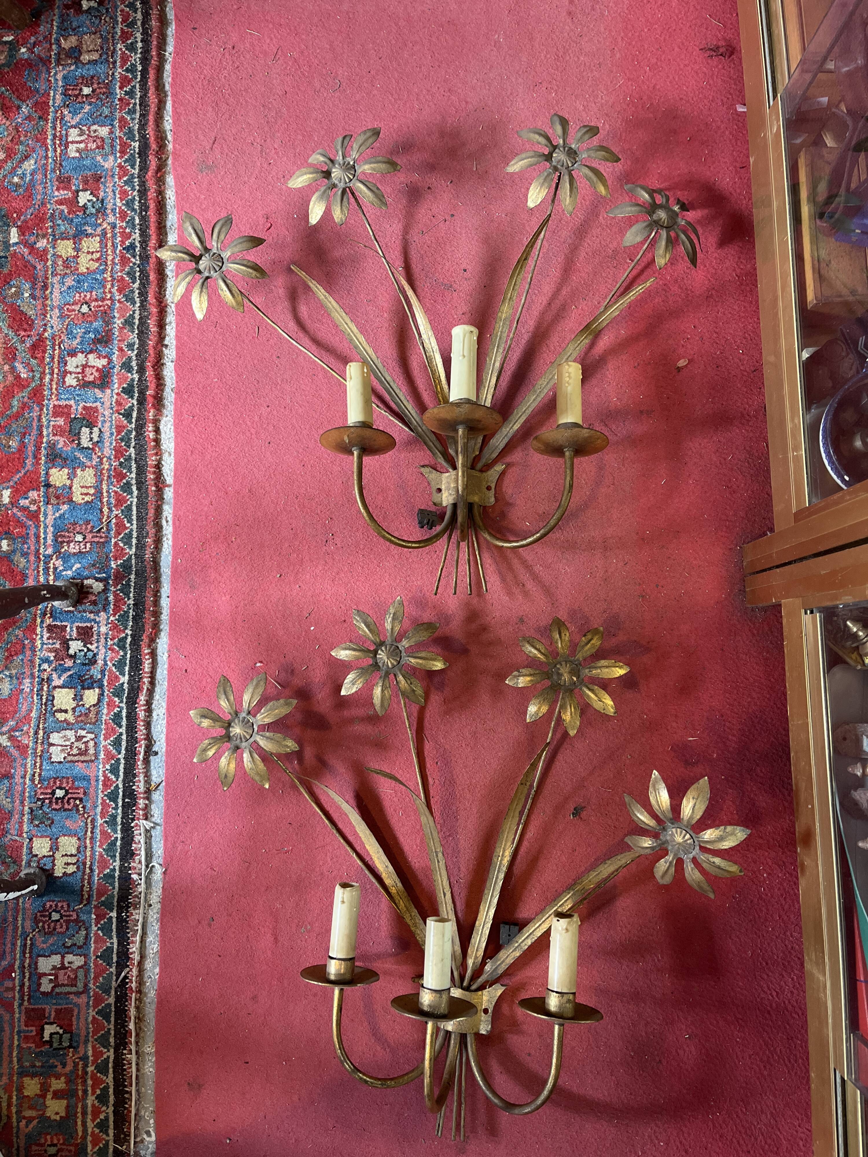 Pair of wall lamps 1970 gilded metal 3 lights
