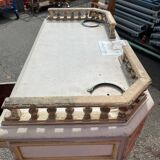 Confectioner's counter