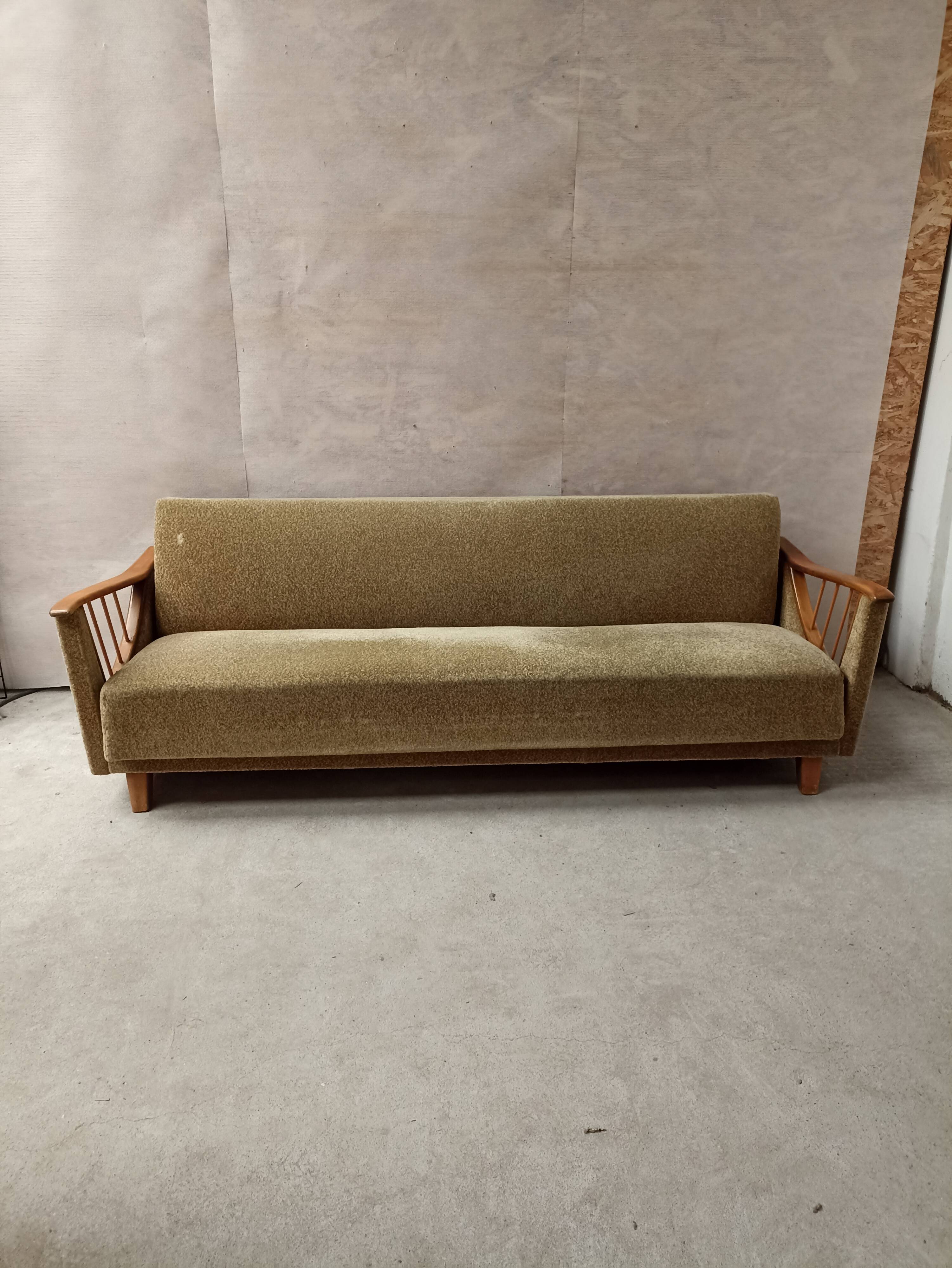 Day Bed