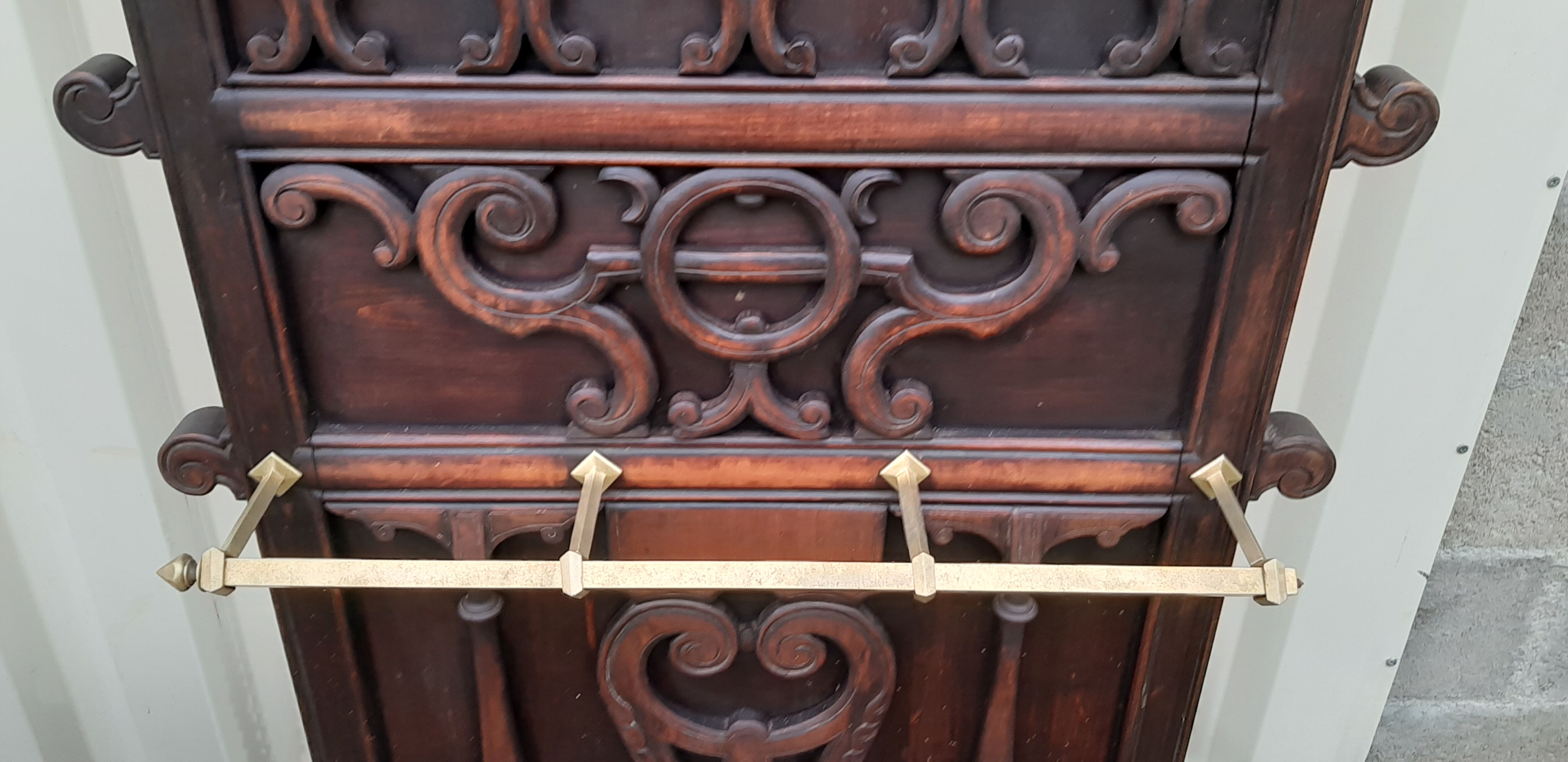 Coat rack in neo-gothic style