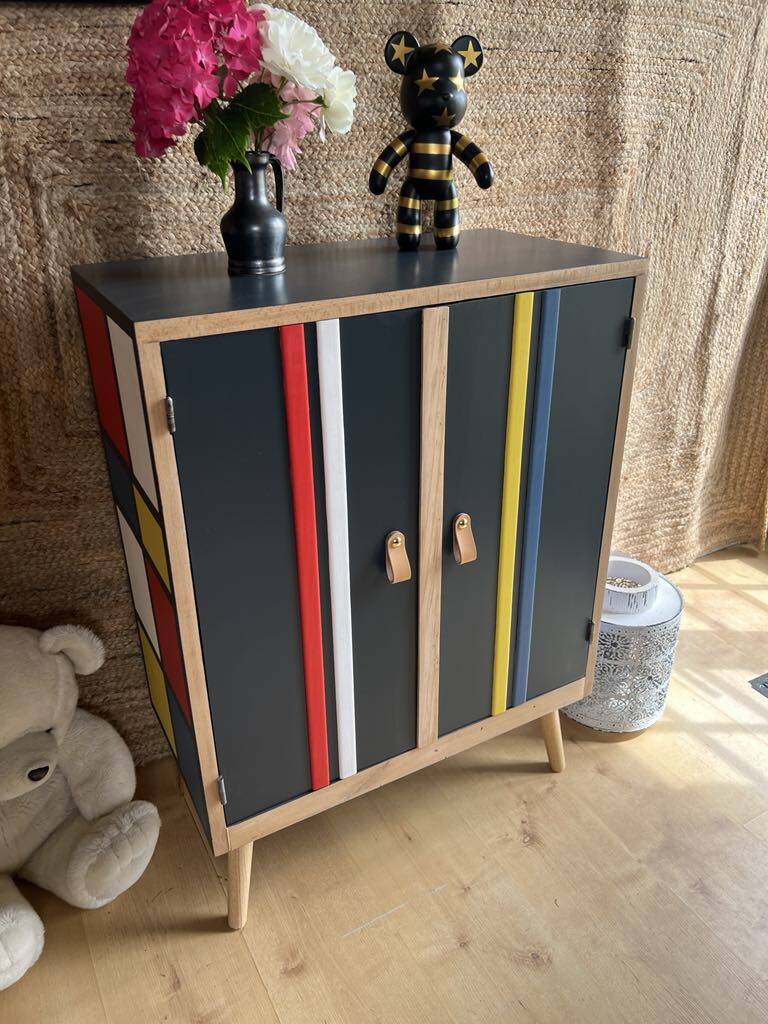 Petit meuble