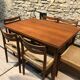 Table vintage scandinave en teck avec deux rallonges