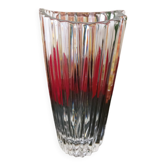 Ribbed crystal vase