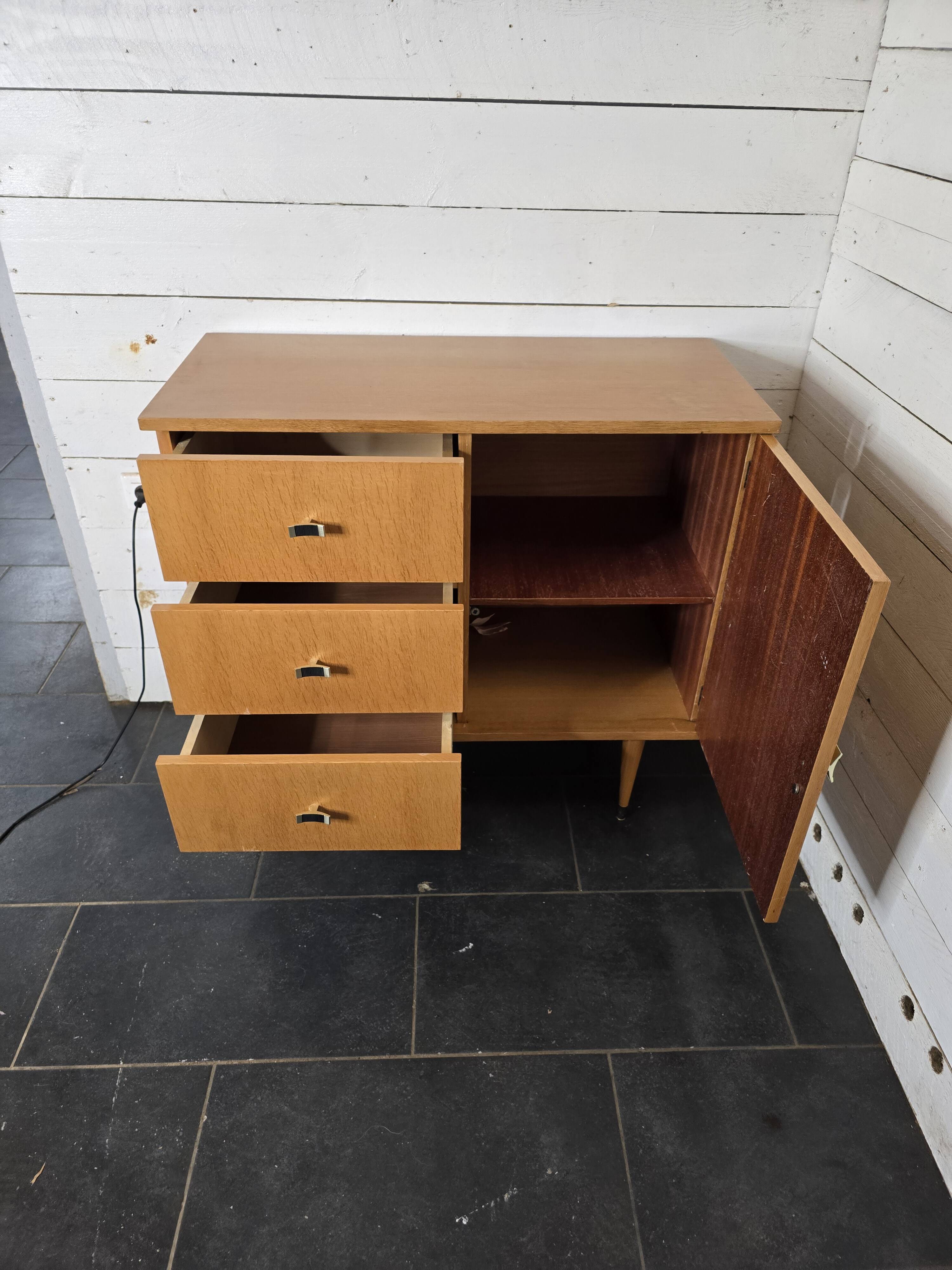 Commode en chêne, années 60