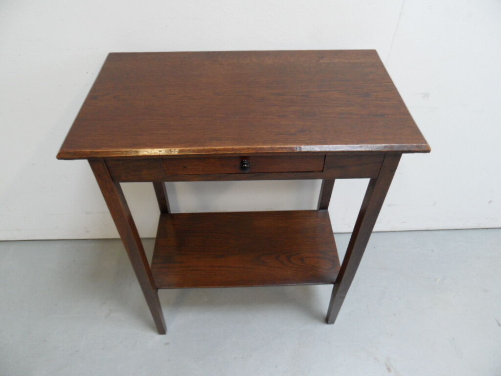Vintage oak sidetable