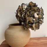 Round vase
