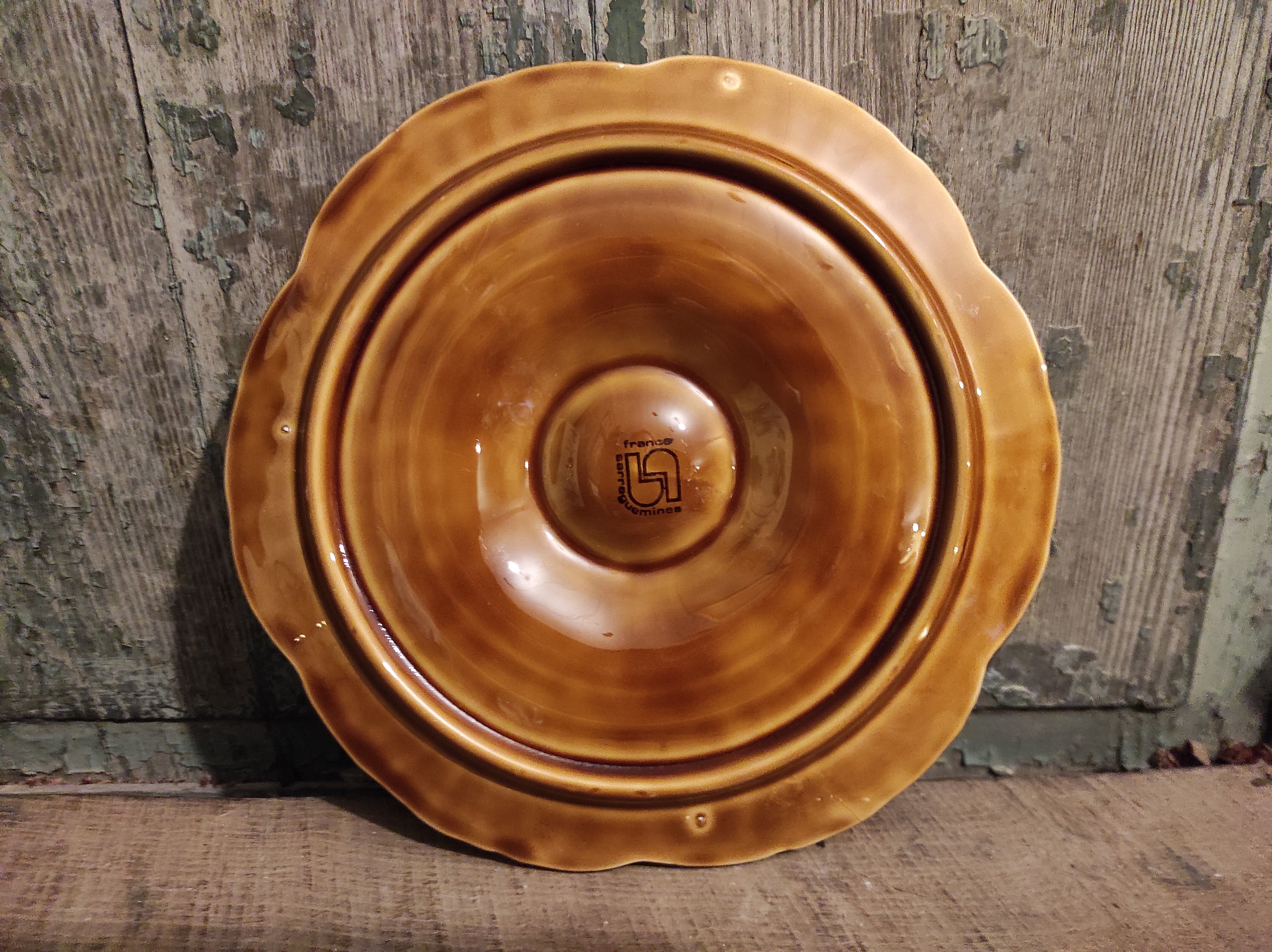 Vintage French majolica oyster plate from Sarreguemines