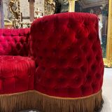 Indiscreet in red velvet and gilded wood from the Napoleon III period