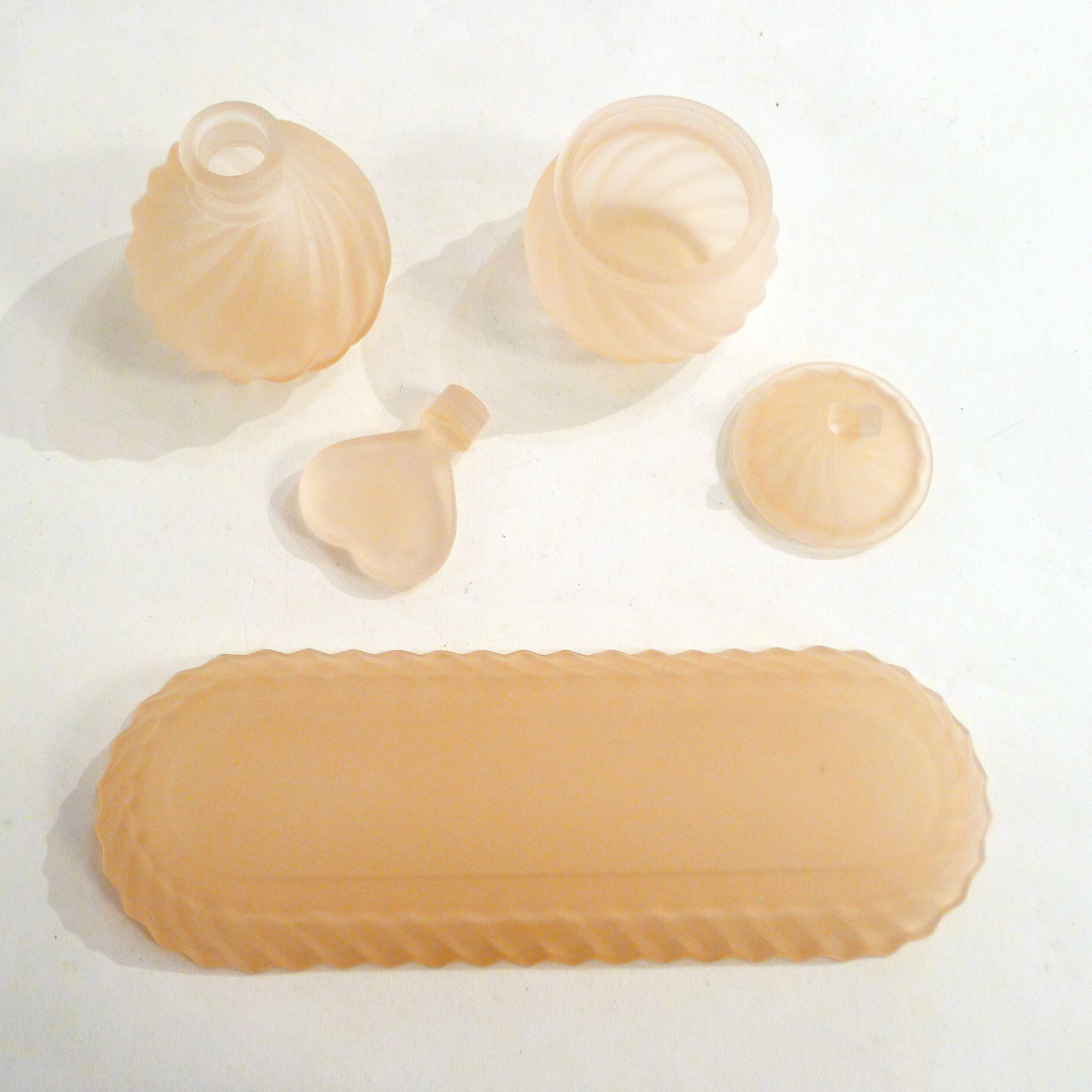 Matte pink toilet set - heart