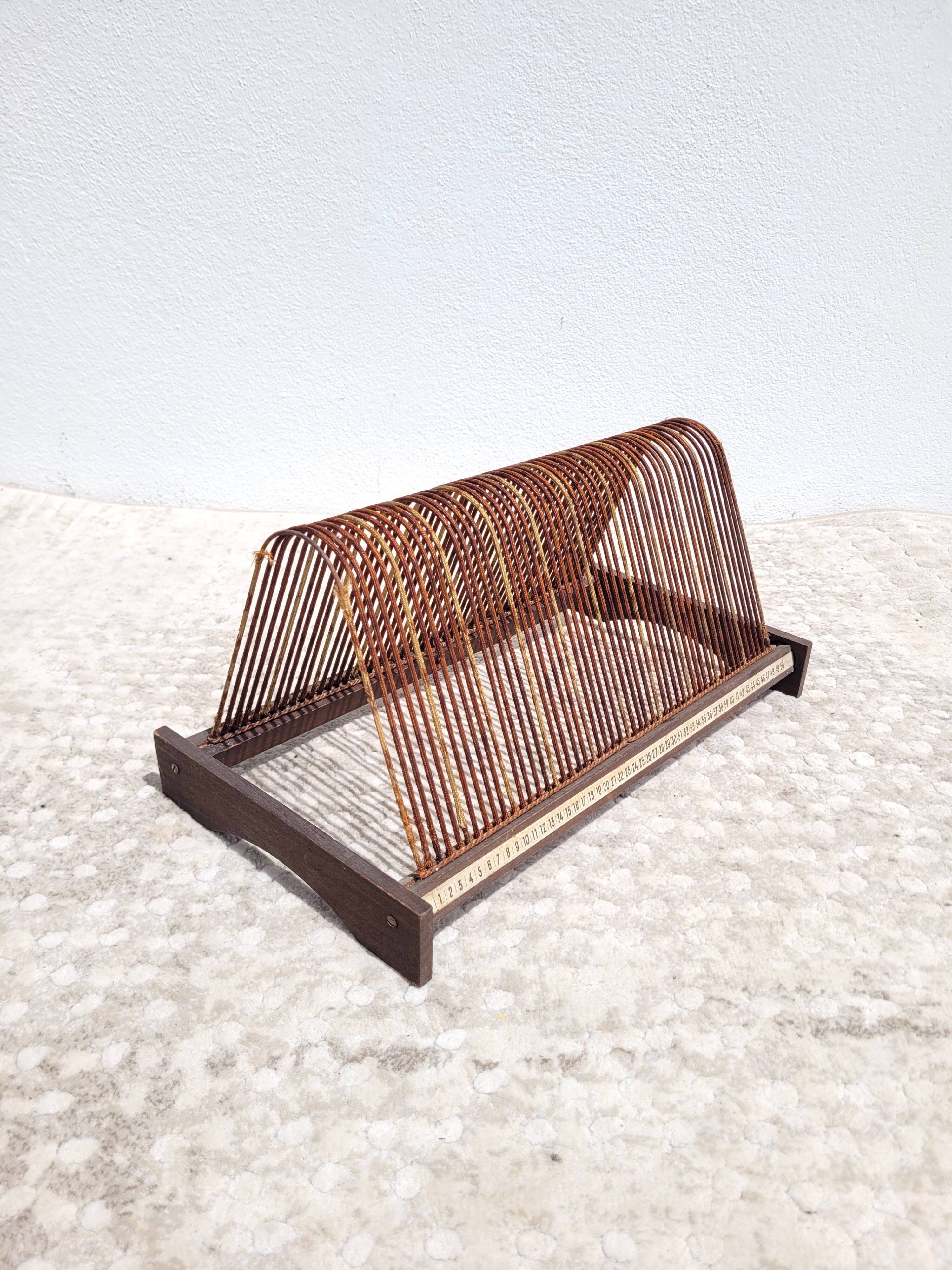 Vinyl holder in wood and fabric