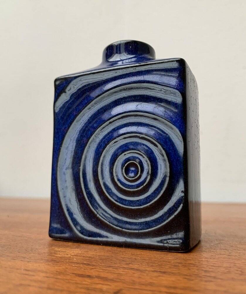 Vase from the Zyklon series in WGP pottery, West German, mid-century by Cari Zalloni for Steuler, 1960s.