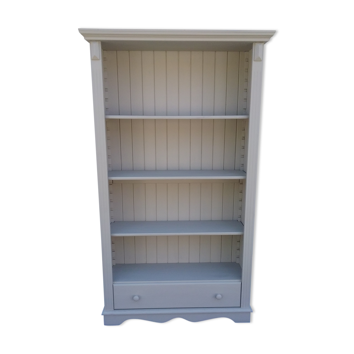 Grey vintage shelf