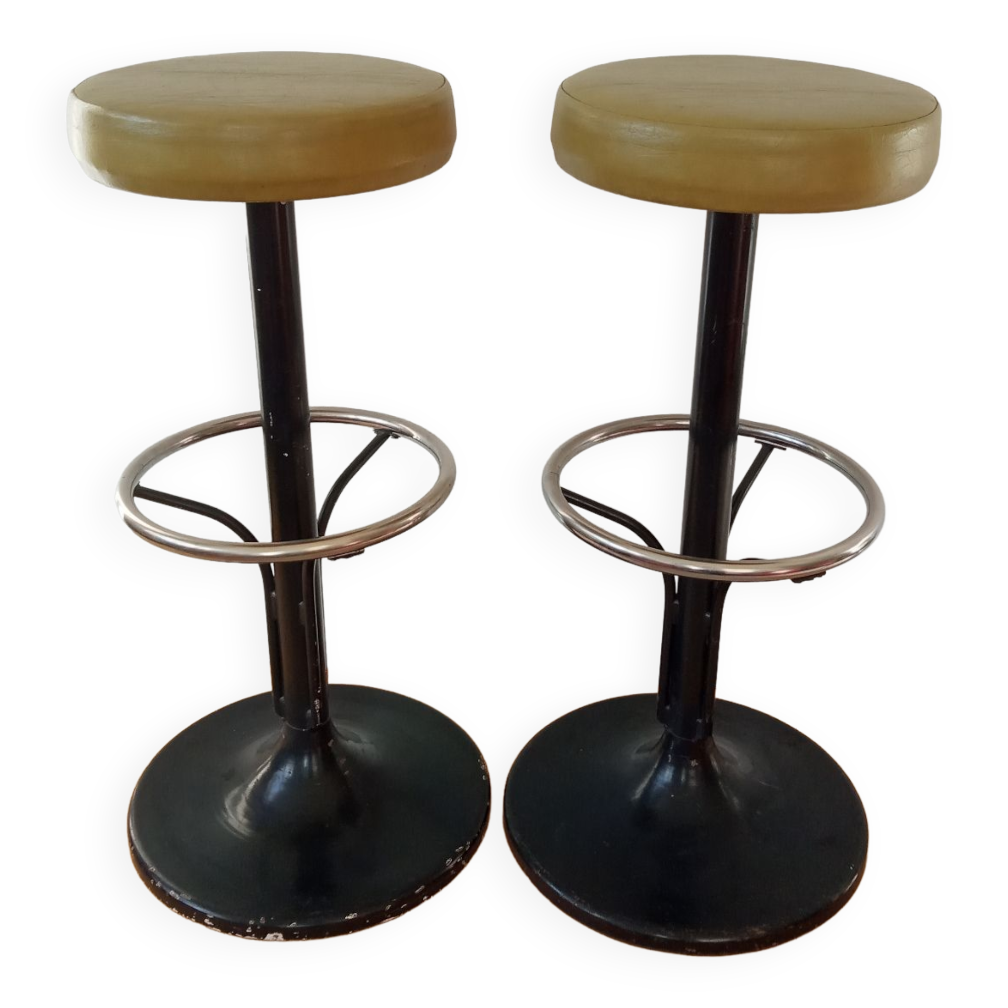 Pair of 60s tulip foot bar stools