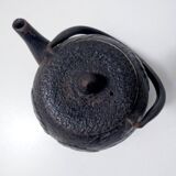 cast iron teapot