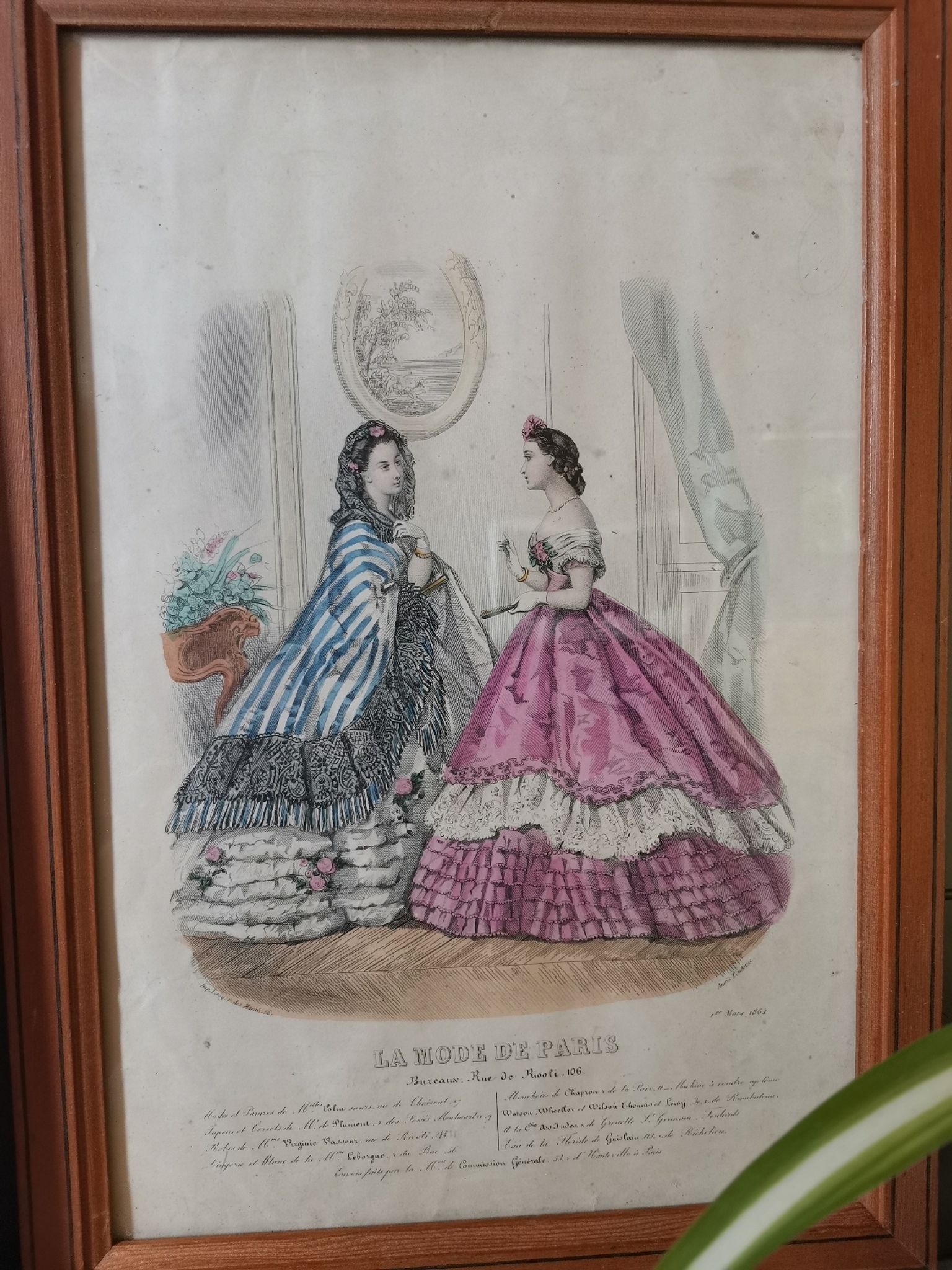 Set of 2 engravings framed
