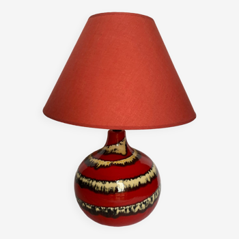 Table lamp