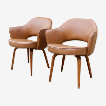 Pair of "conference" chairs by Eero Saarinen for Knoll 1950