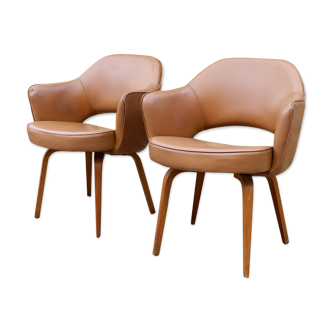 Pair of "conference" chairs by Eero Saarinen for Knoll 1950