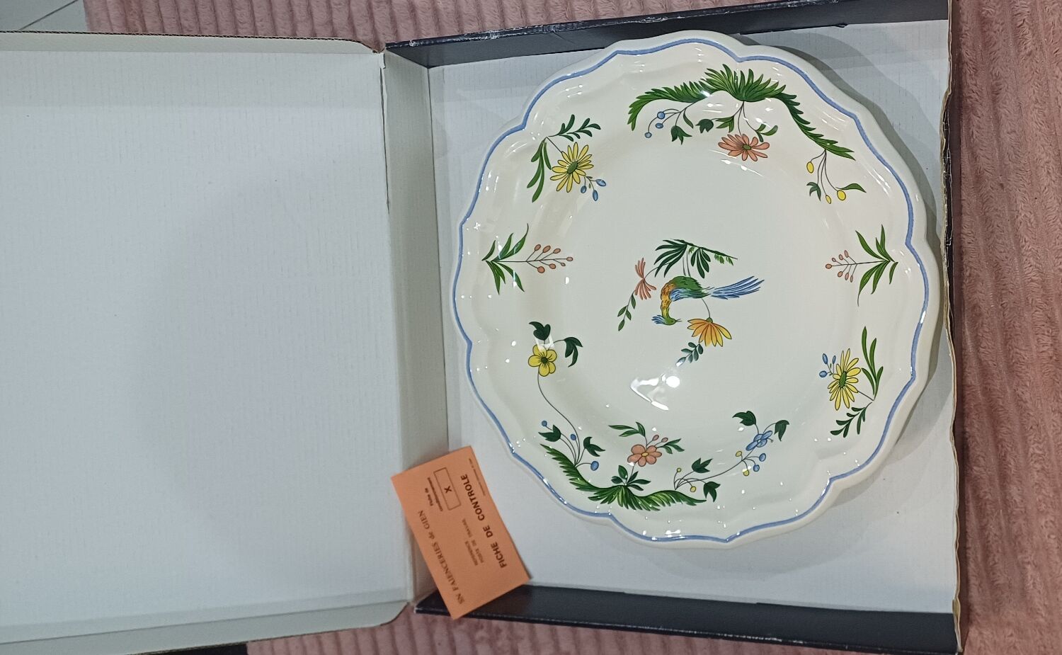Gien porcelain
