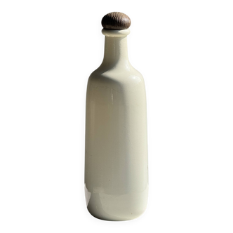 White English liqueur bottle with brown cap H27.5