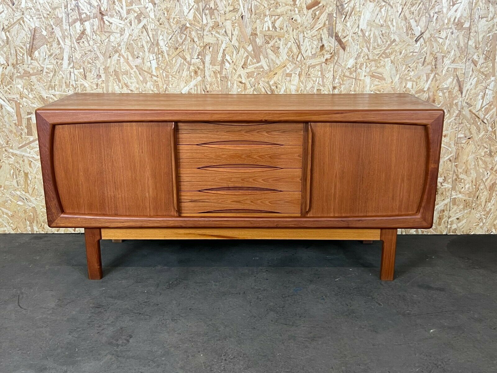 Teak sideboard Credenza HP Hansen Danish design Denmark 60s 70s