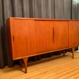 Enfilade par Henning Kjaernulf pour Bruno Hansen Danemark années 1960