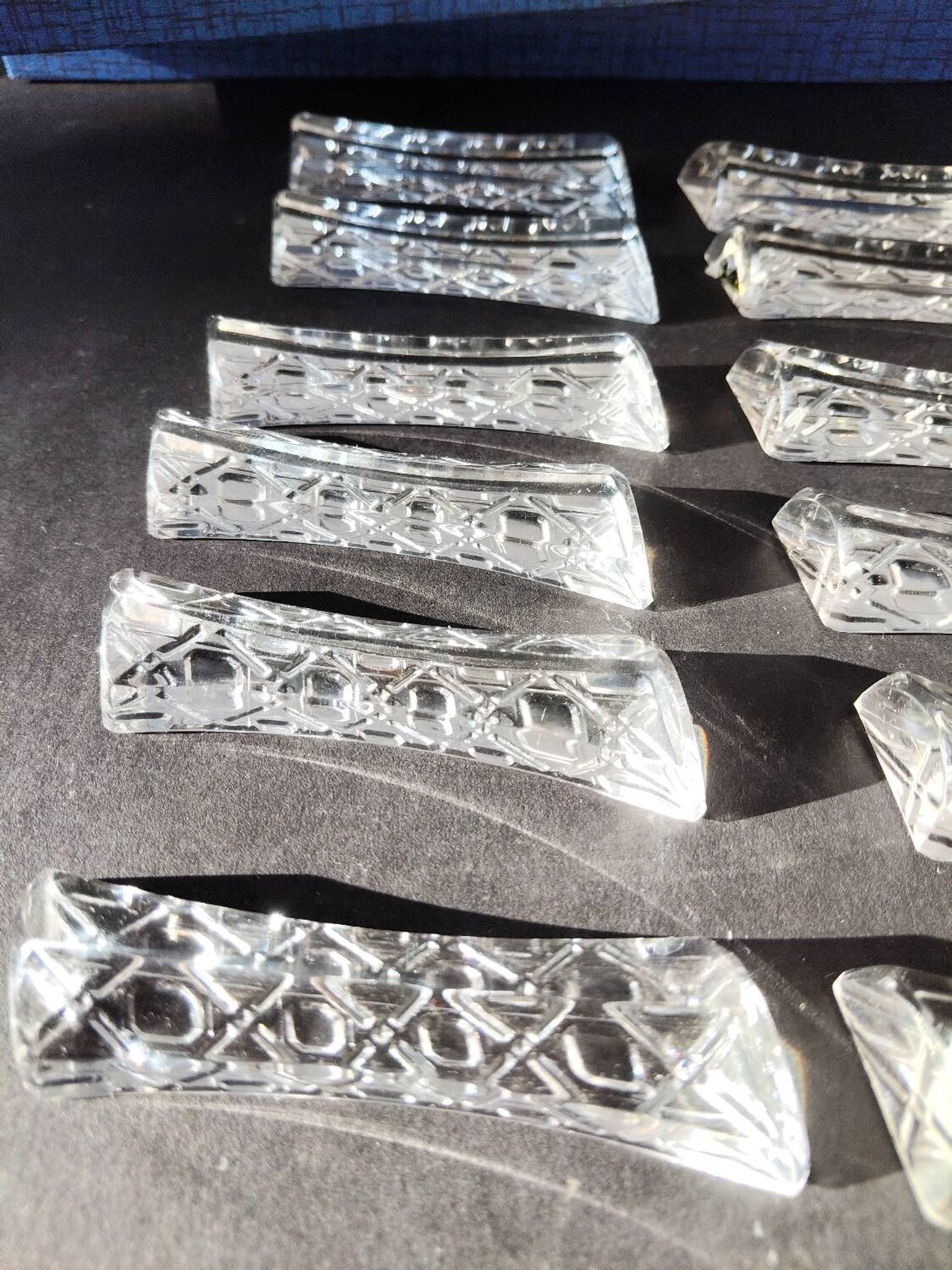 Set of 12 lead crystal knife rests