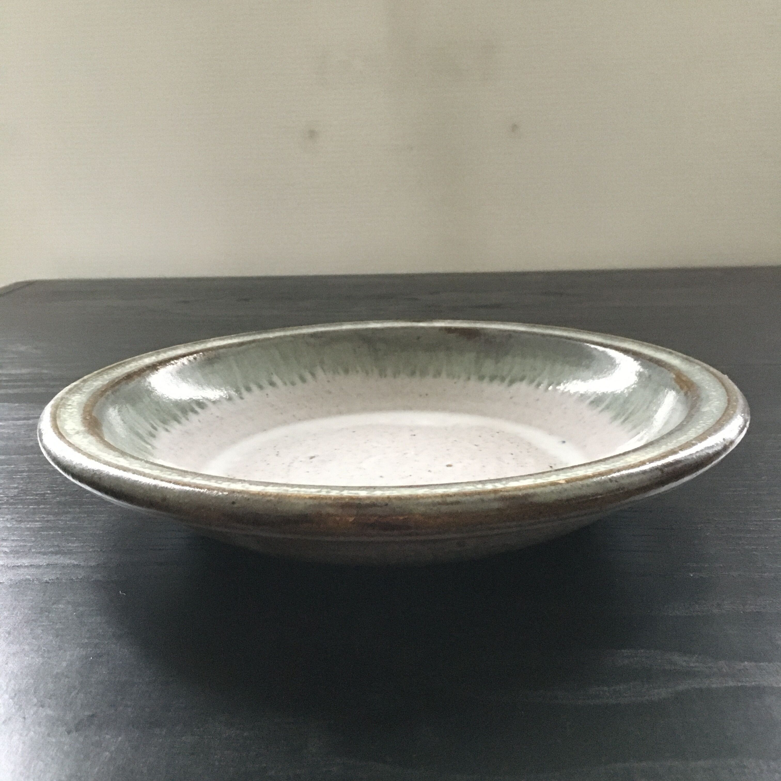 Hollow stoneware dish