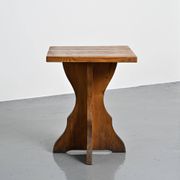 Paire de tables d'appoint en pin massif, Alpes françaises, vers 1970