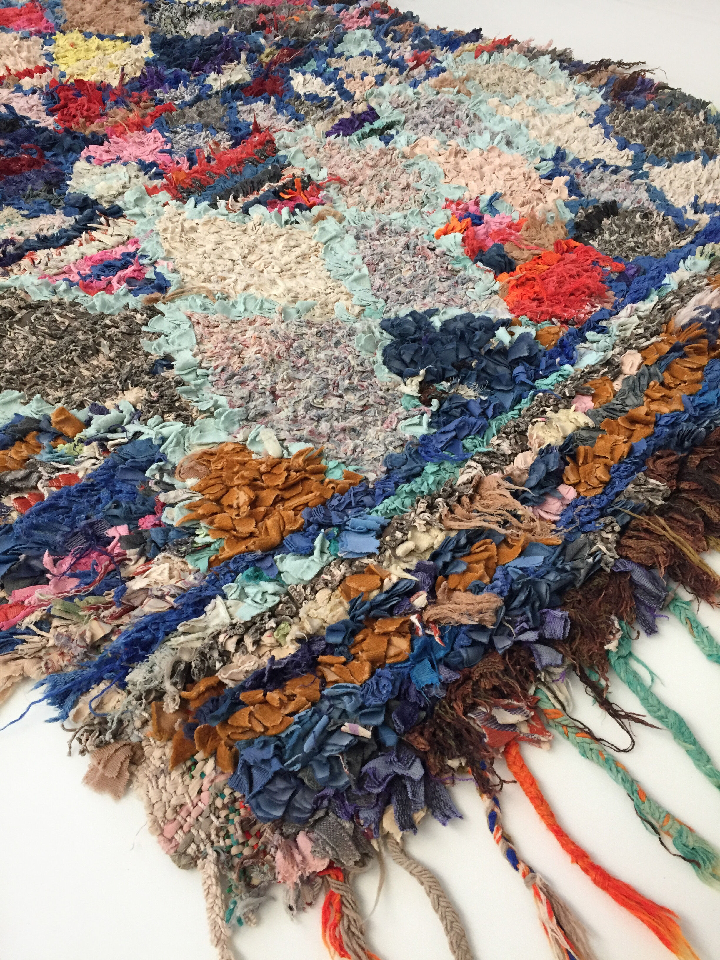 Moroccan berber carpet boucherouite 161x92cm