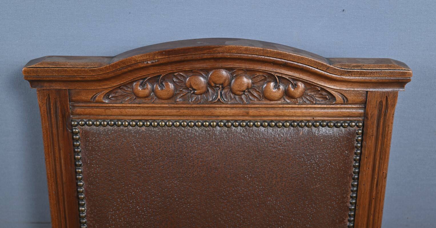 Set of 6 walnut chairs, Art Nouveau – Early 20th century
