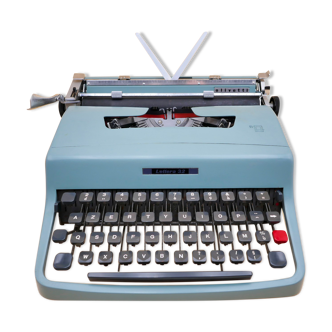 Machine à écrire Olivetti Lettera 32 - révisée ruban neuf avec housse