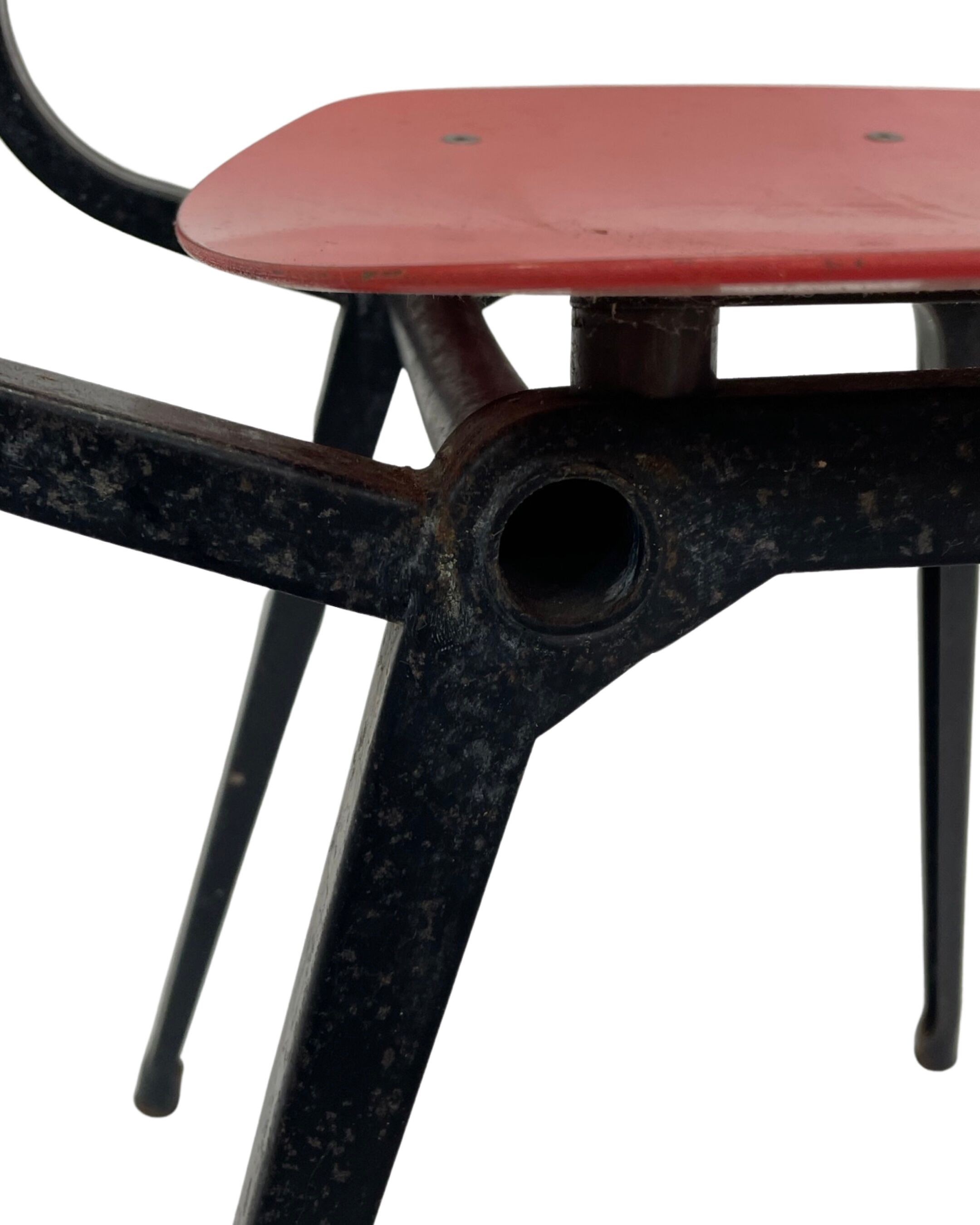 Revolt armchair by Friso Kramer for Ahrend de Cirkel 1953