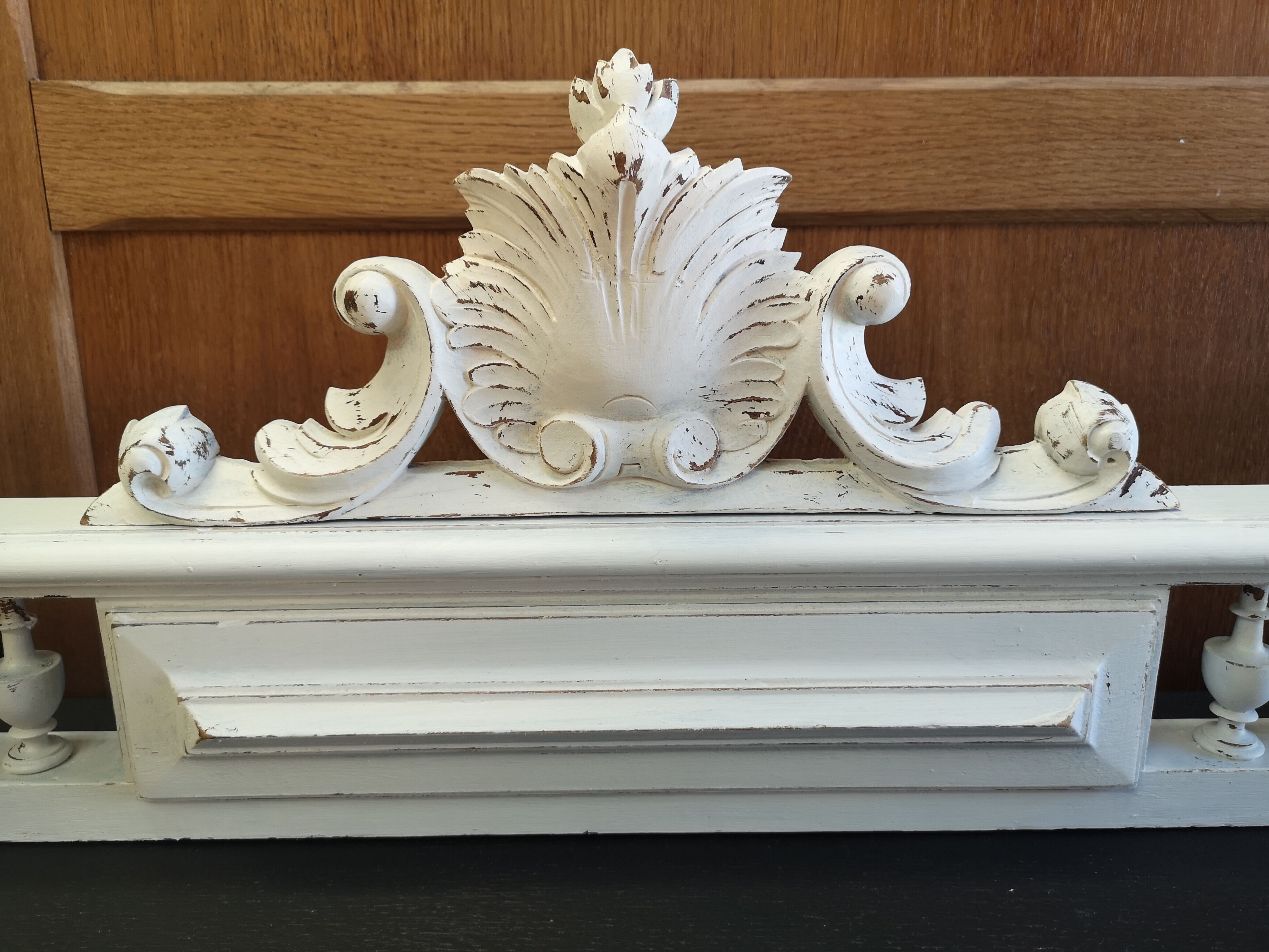 Fronton patine shabby chic gustavien 85,5 cm