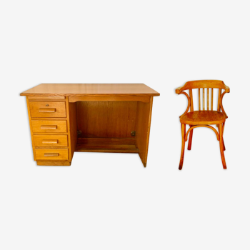 Ensemble bureau vintage en bois et son fauteuil Baumann des années 50