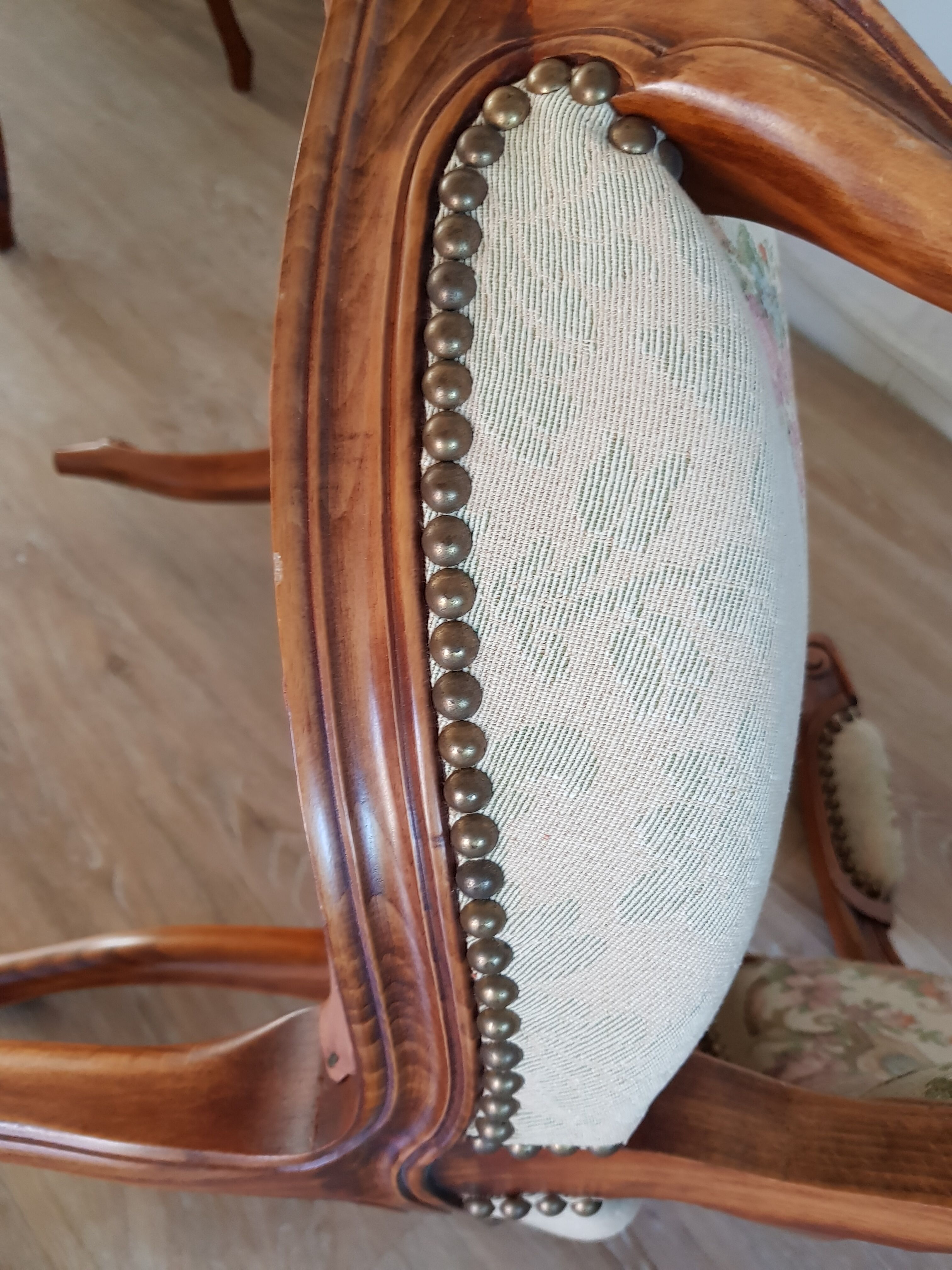 Fauteuil style Louis XV