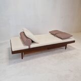 Méridienne en teck avec coussins Hermès et traversin, années 1960