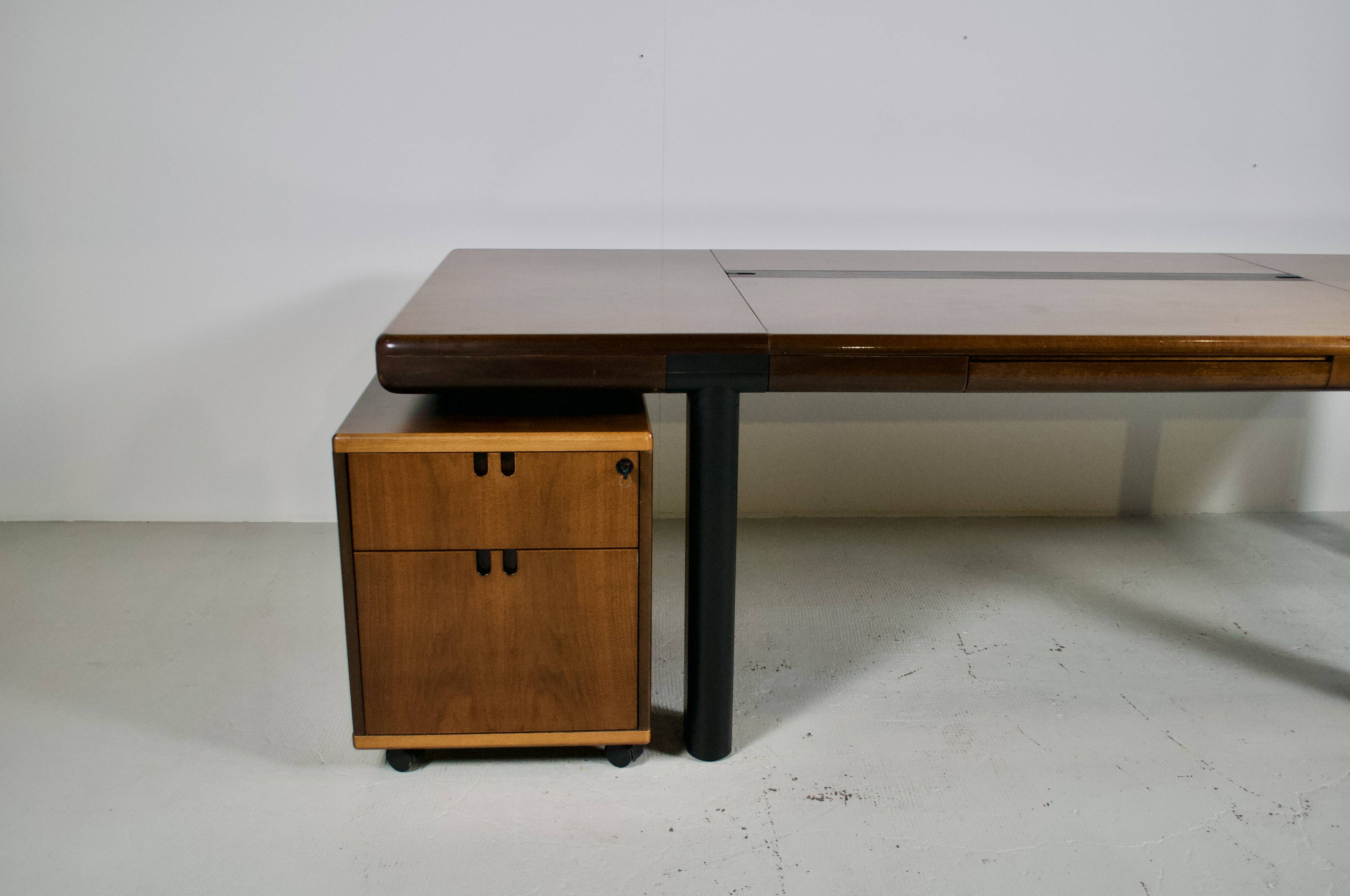 Important walnut executive desk for faram 1957 italy publisher 80's