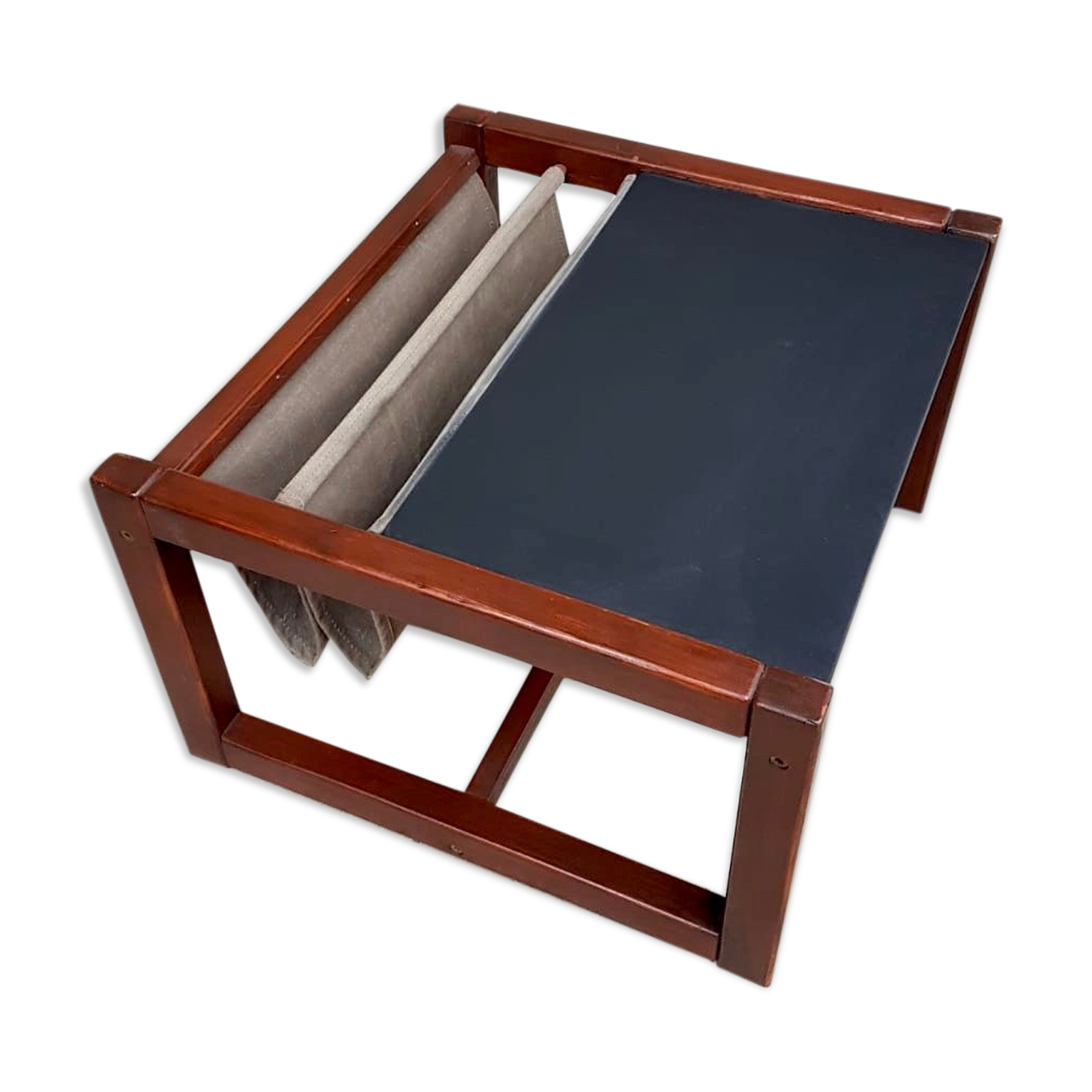 Coffee table with magazine rack