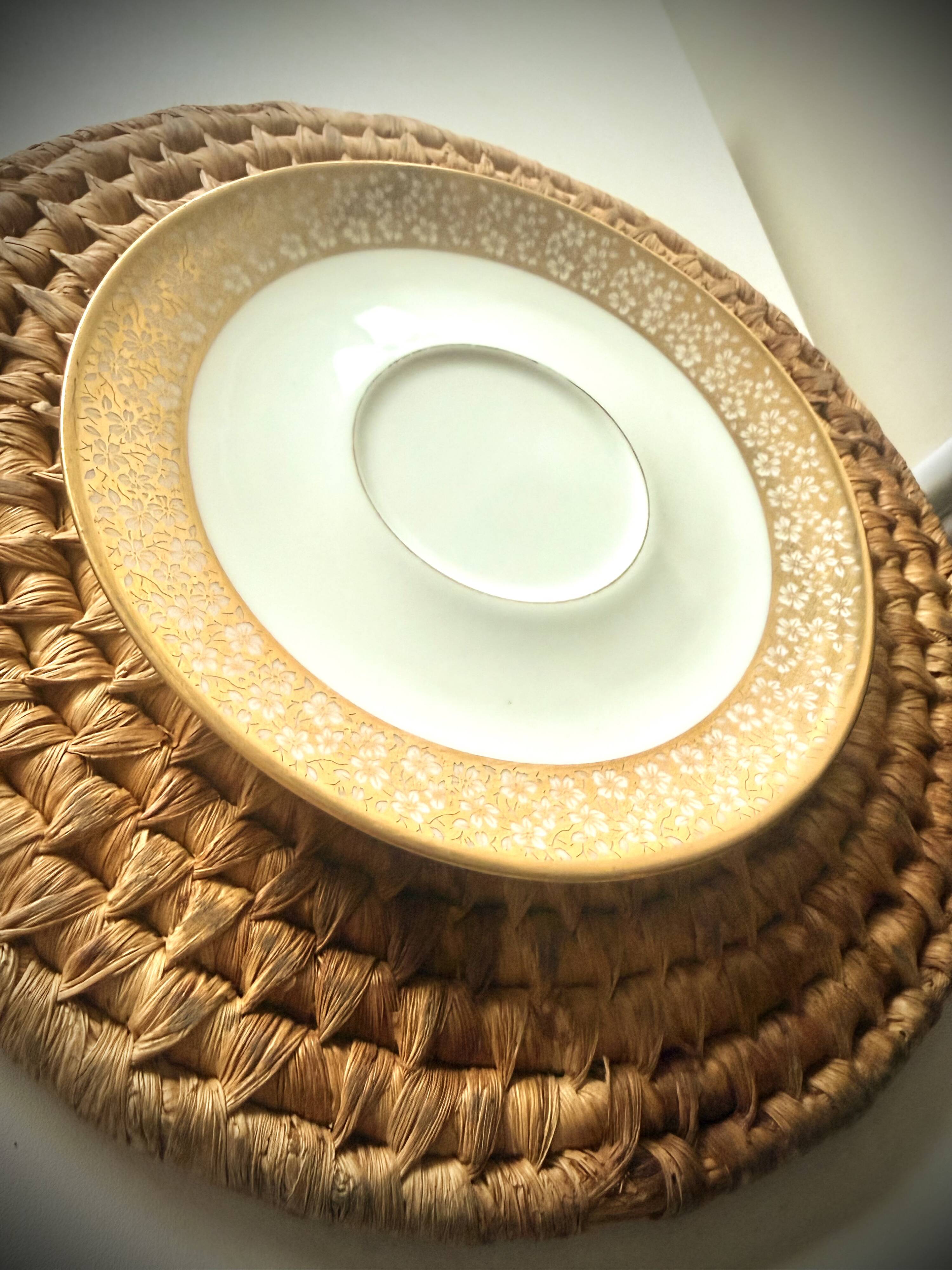 Vintage art and decor plate - 18th century